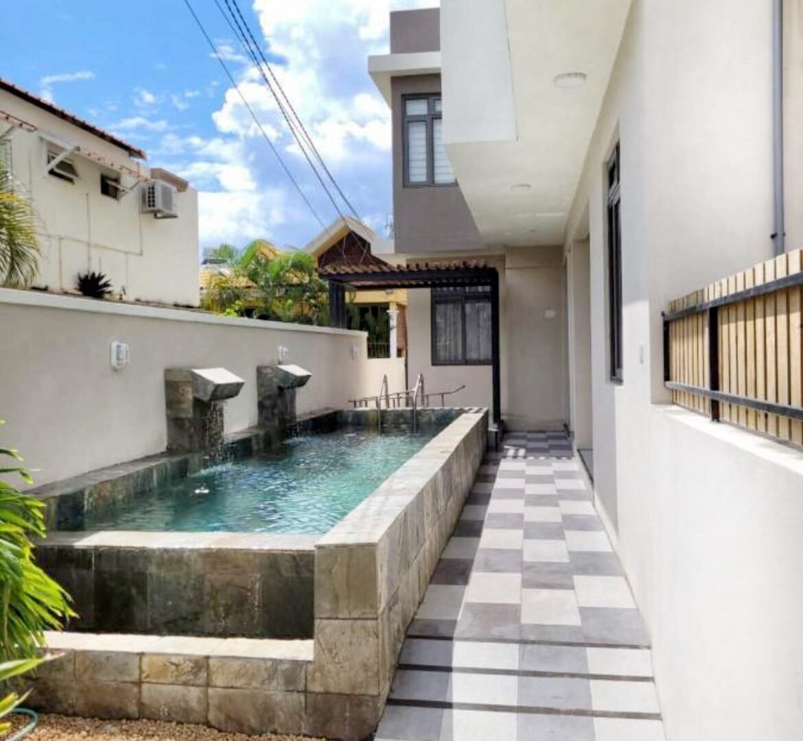 La Peregrina private pool with waterfall — Flic en Flac Mauritius
