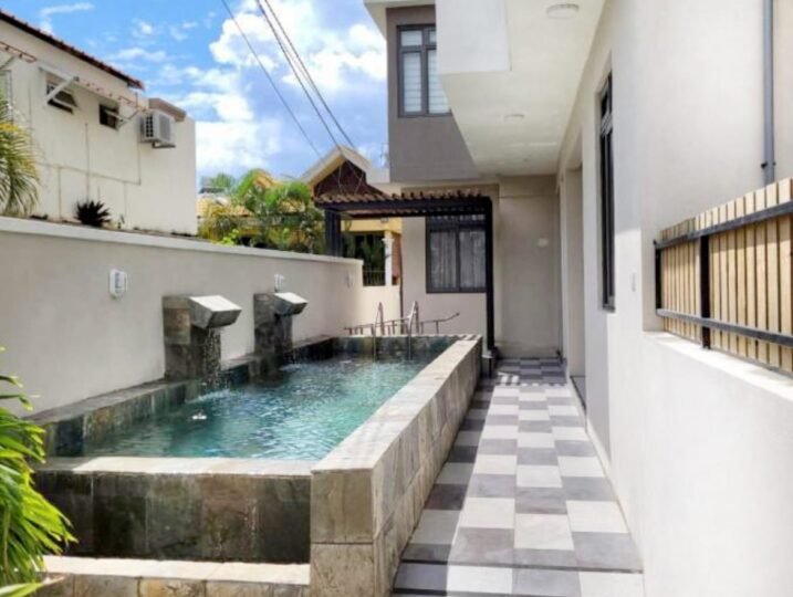 La Peregrina private pool with waterfall — Flic en Flac Mauritius
