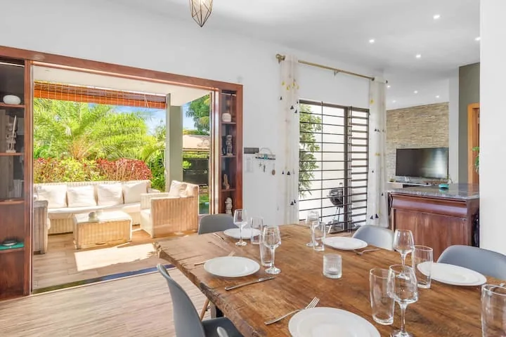 Turquoise Bay Villa Trou aux Biches Mauritius — Dining Room Terrace View