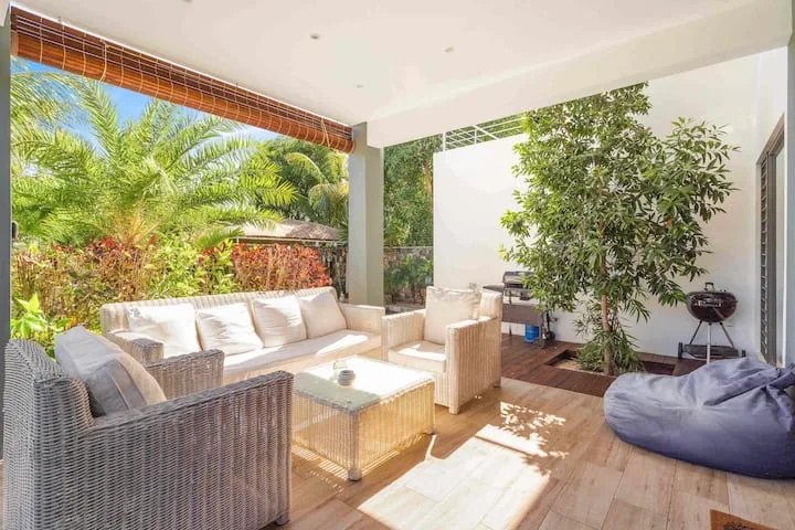 Turquoise Bay Villa Trou aux Biches Mauritius — Outdoor Lounge Bbq